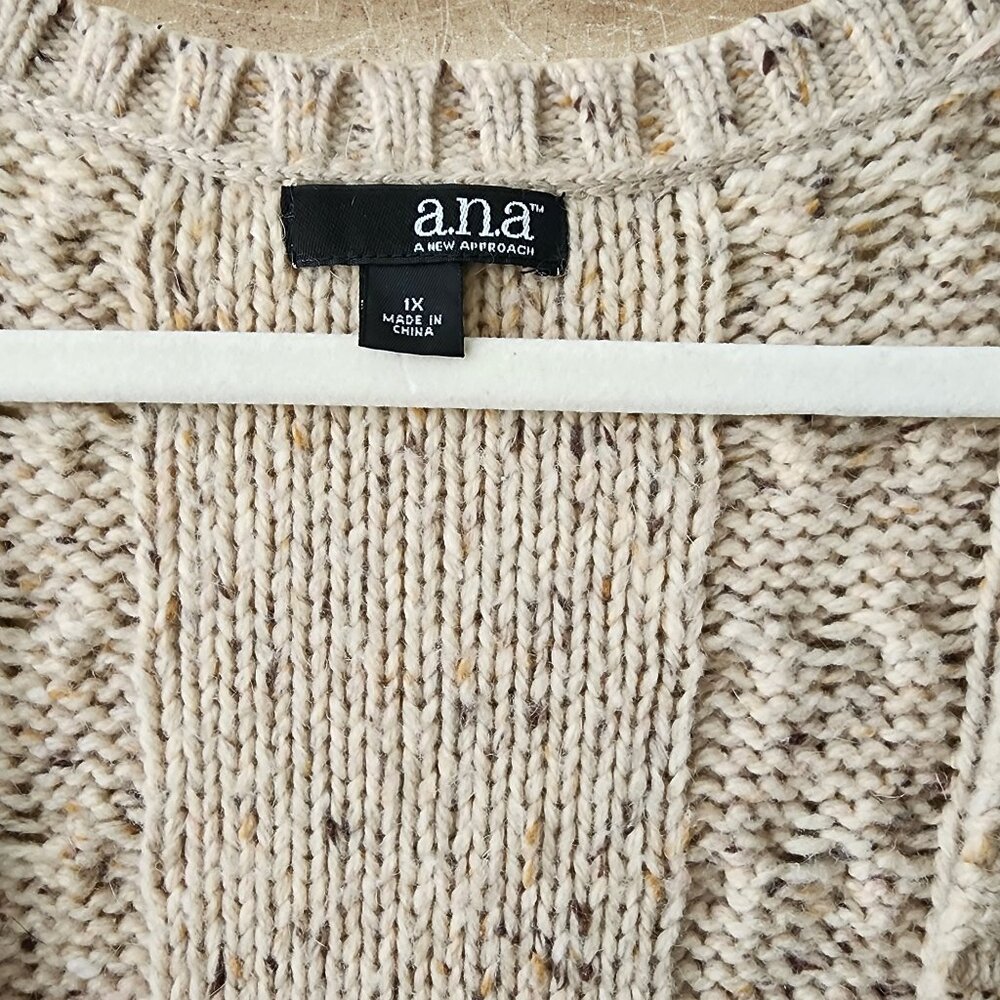 a.n.a Cable-Knit Oatmeal-Marled Deep V-Neck Sweater Size 1X - Picture 5 of 5